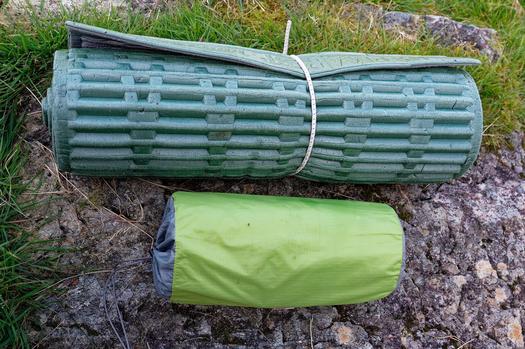 Skumunderlag med stor pakkstørrelse.